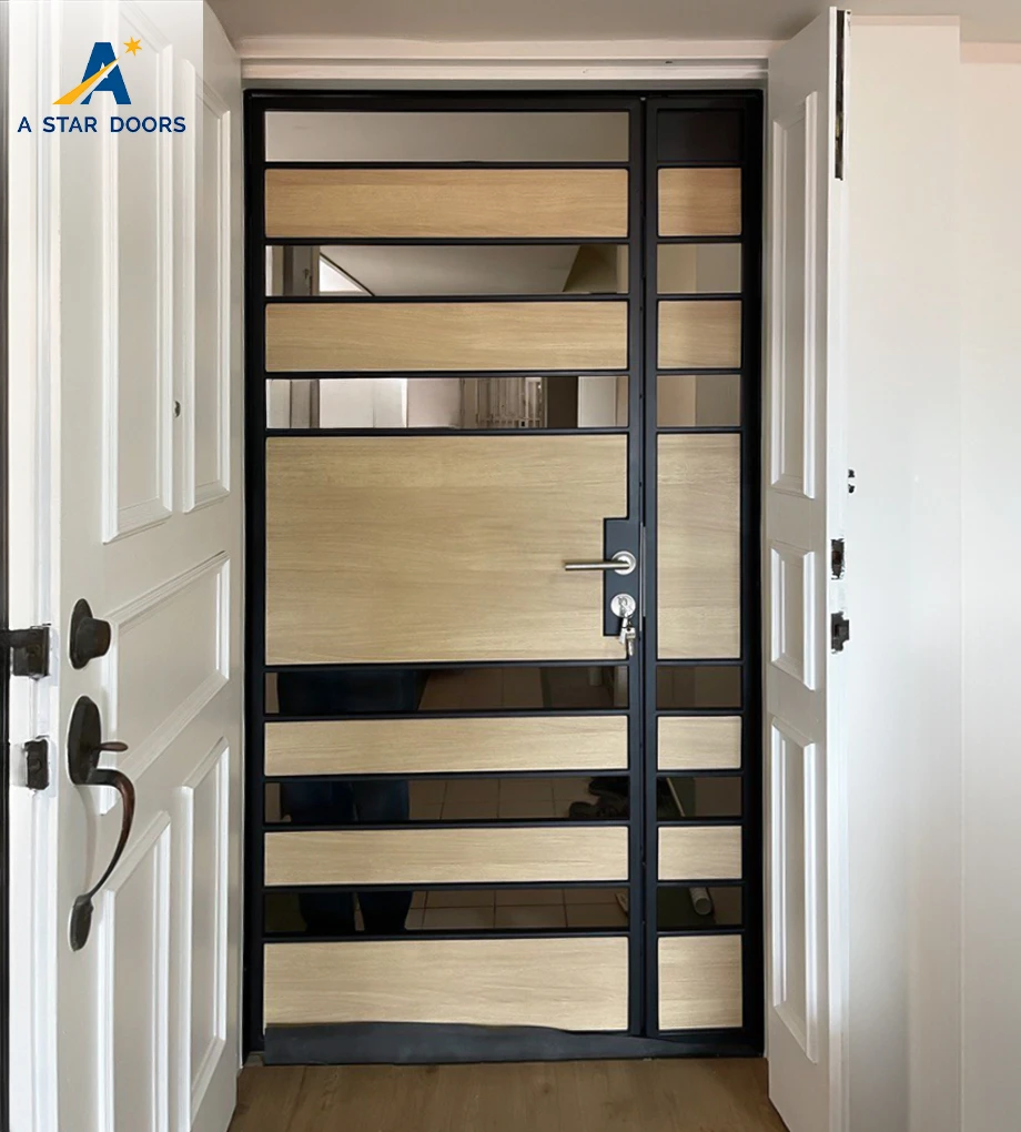 Laminate Gate 02