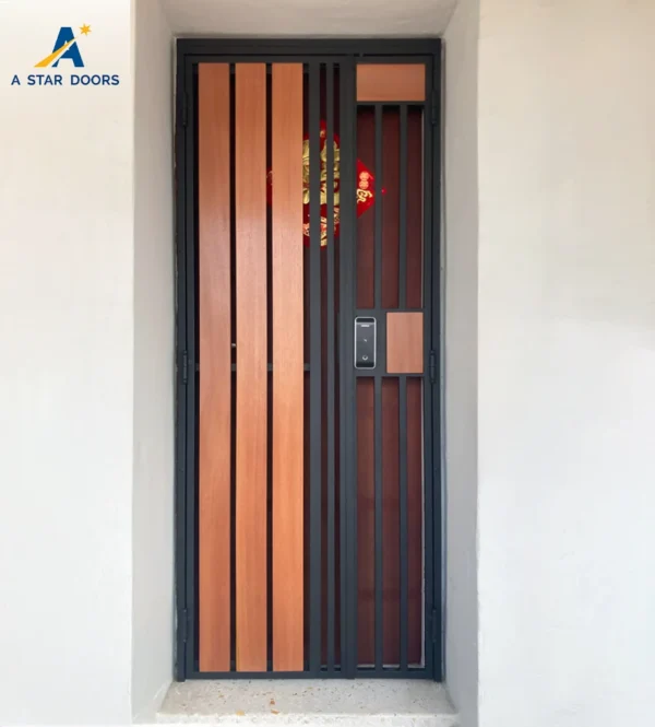 Laminate Gate 08